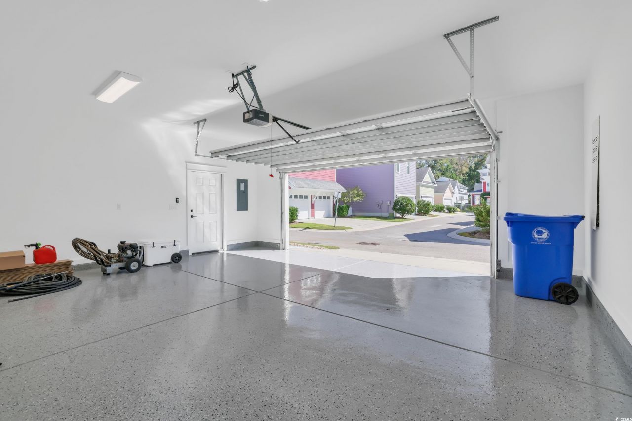 3385 Pampas Dr. Photo 43