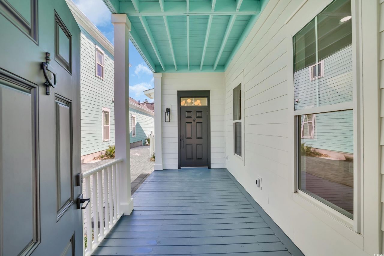 3385 Pampas Dr. Photo 5