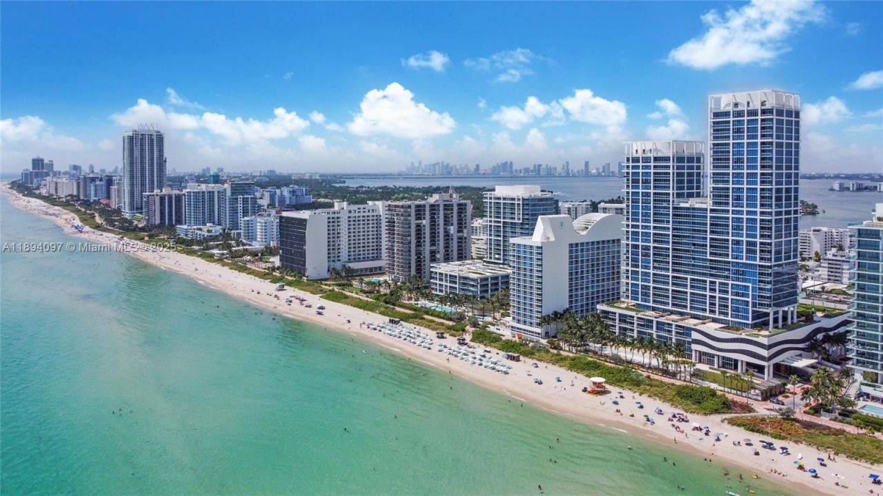 6801 Collins Ave, Unit 1101, Miami Beach, FL 33141 Photo