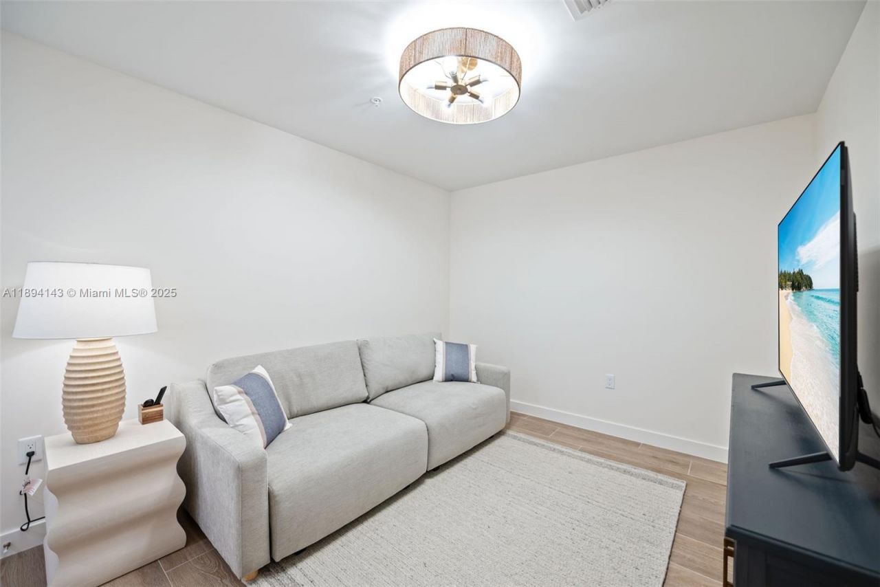 900 N Ocean Blvd, Unit 1005, Pompano Beach, FL 33062 Photo