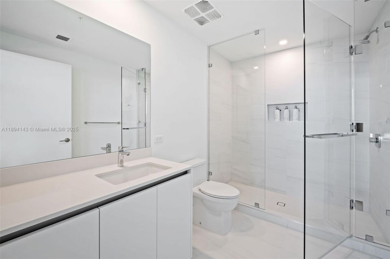 900 N Ocean Blvd, Unit 1005, Pompano Beach, FL 33062 Photo