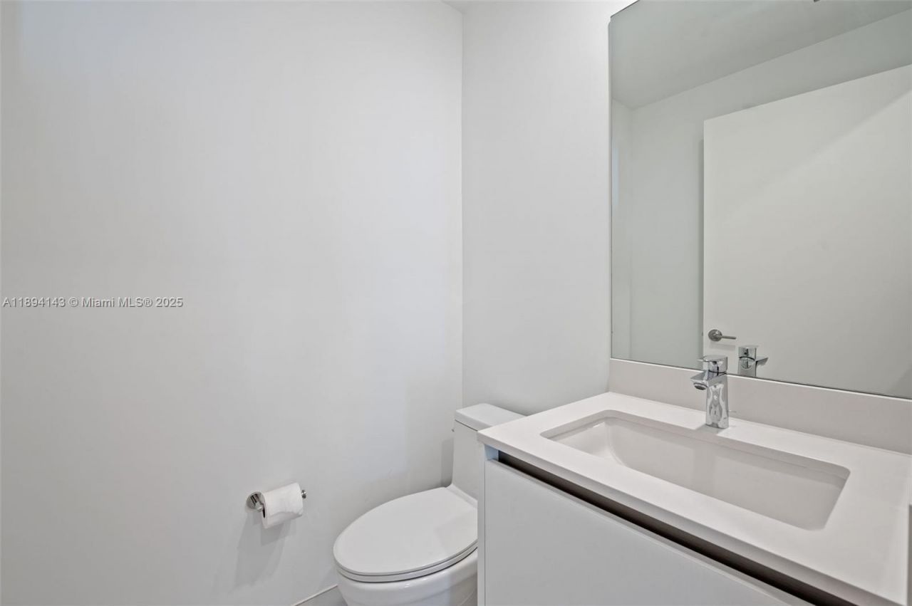 900 N Ocean Blvd, Unit 1005, Pompano Beach, FL 33062 Photo