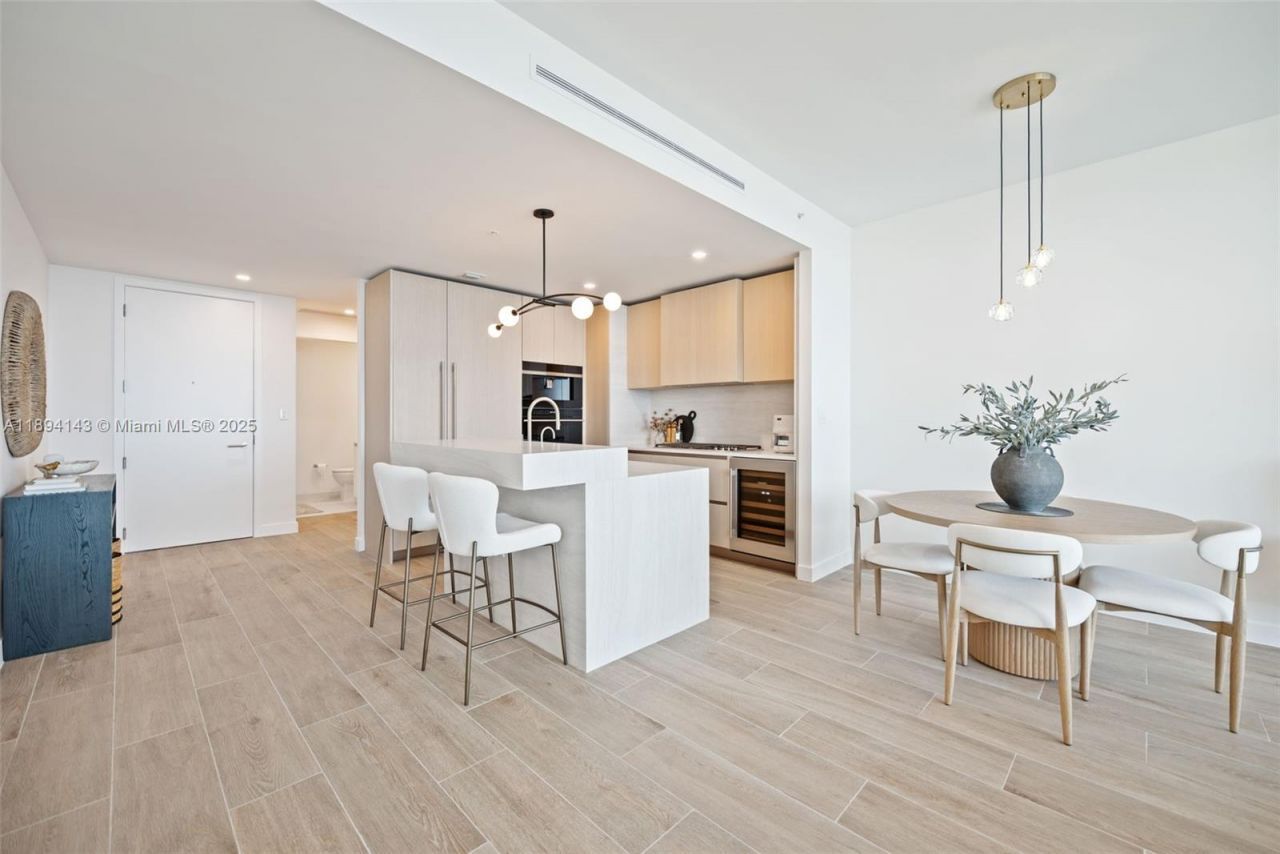 900 N Ocean Blvd, Unit 1005, Pompano Beach, FL 33062 Photo