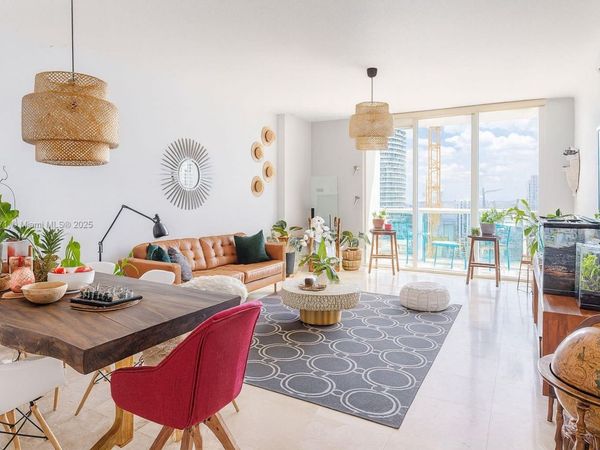 31 SE 5th St, Unit 4016, Miami, FL 33131