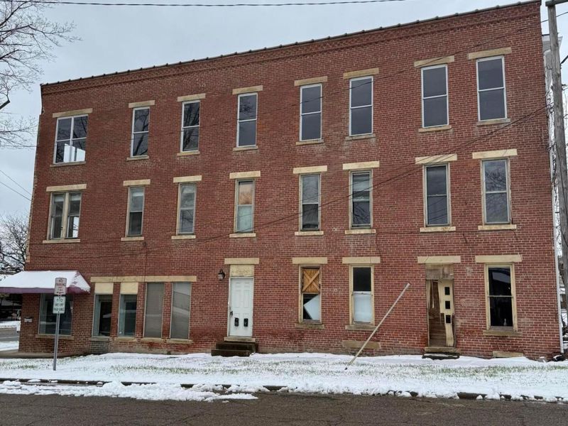 122-124 Pennsylvania Avenue, Wellston, OH 45692 Photo 5