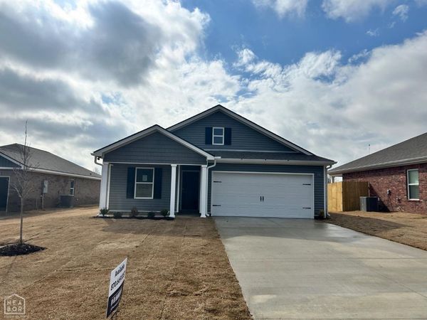 3510 Hawthorn Way, Paragould, AR 72450