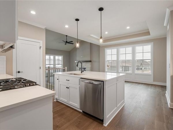 8209 Aurora Street, Lenexa, KS 66220