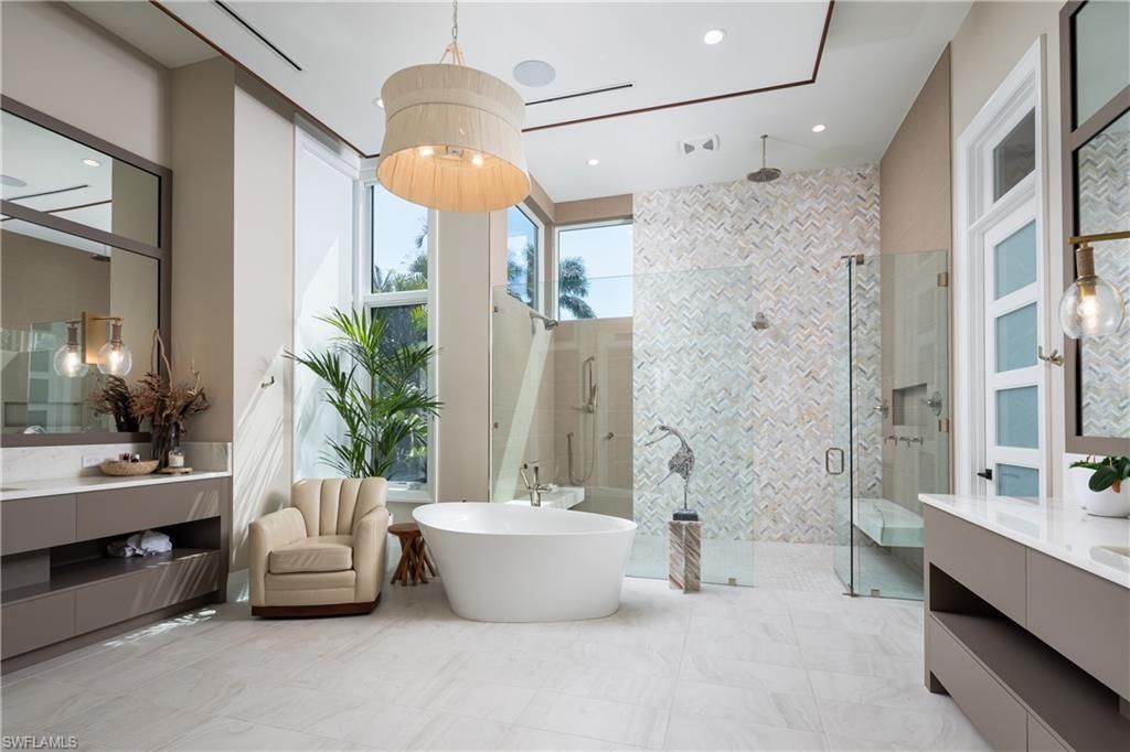 441 Mooring Line Dr, Naples, FL 34102 Photo