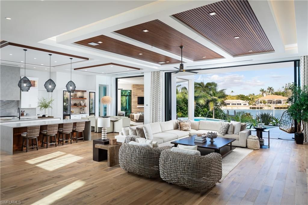 441 Mooring Line Dr, Naples, FL 34102 Photo