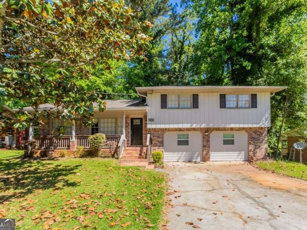 802 San Miguel Drive, Stone Mountain, GA 30083