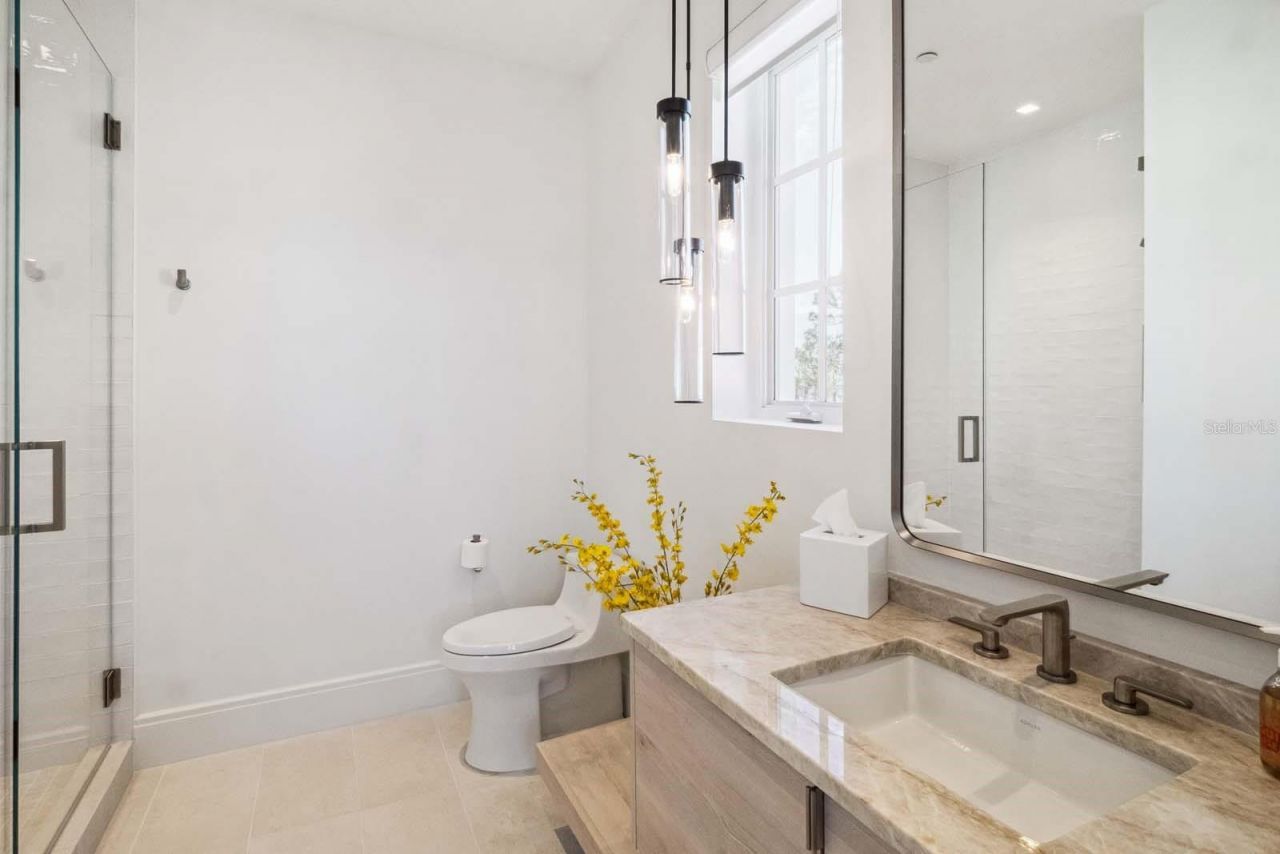 10339 Kensington Shore Drive, Unit J-202, Orlando, FL 32827 Photo