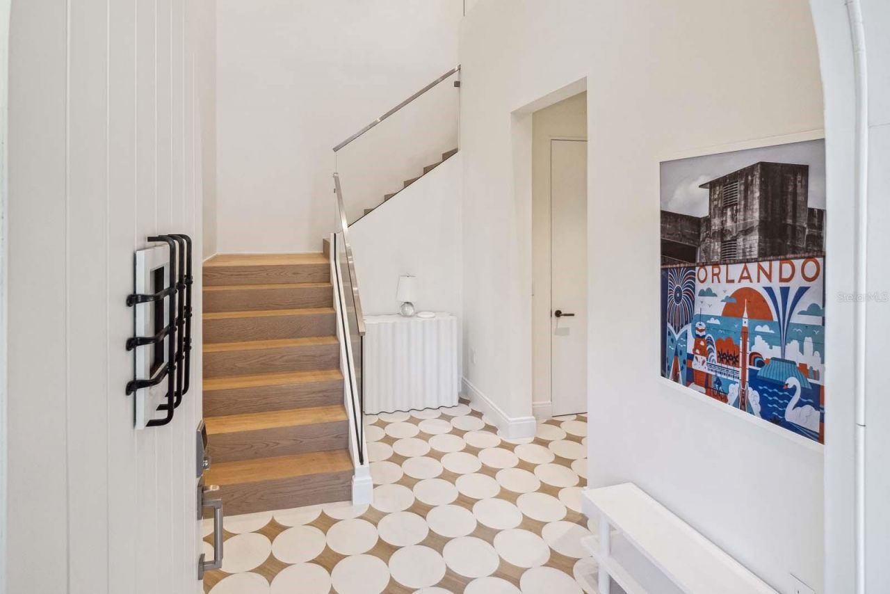 10339 Kensington Shore Drive, Unit J-202, Orlando, FL 32827 Photo