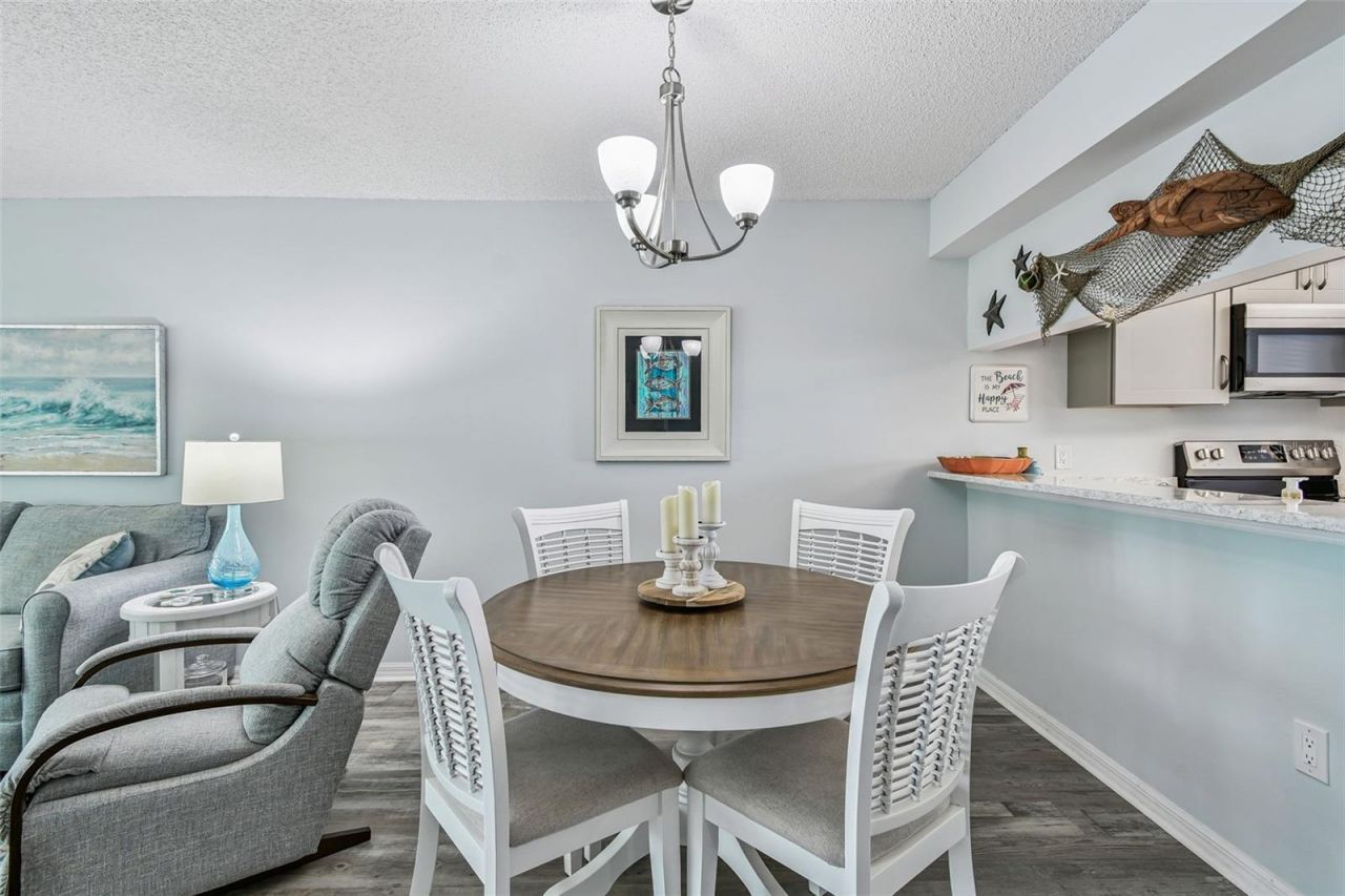 7301 29th Ave Dr W, Unit 202, Bradenton, FL 34209 Photo