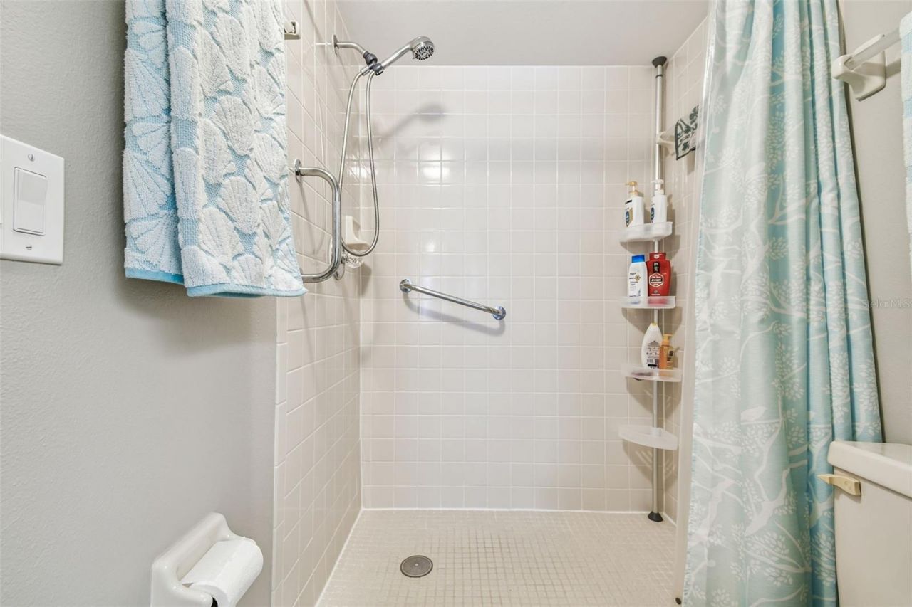 7301 29th Ave Dr W, Unit 202, Bradenton, FL 34209 Photo