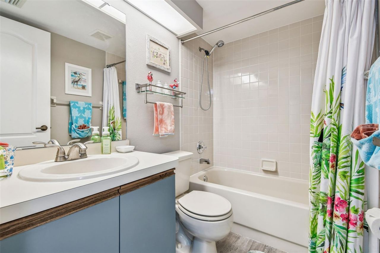 7301 29th Ave Dr W, Unit 202, Bradenton, FL 34209 Photo