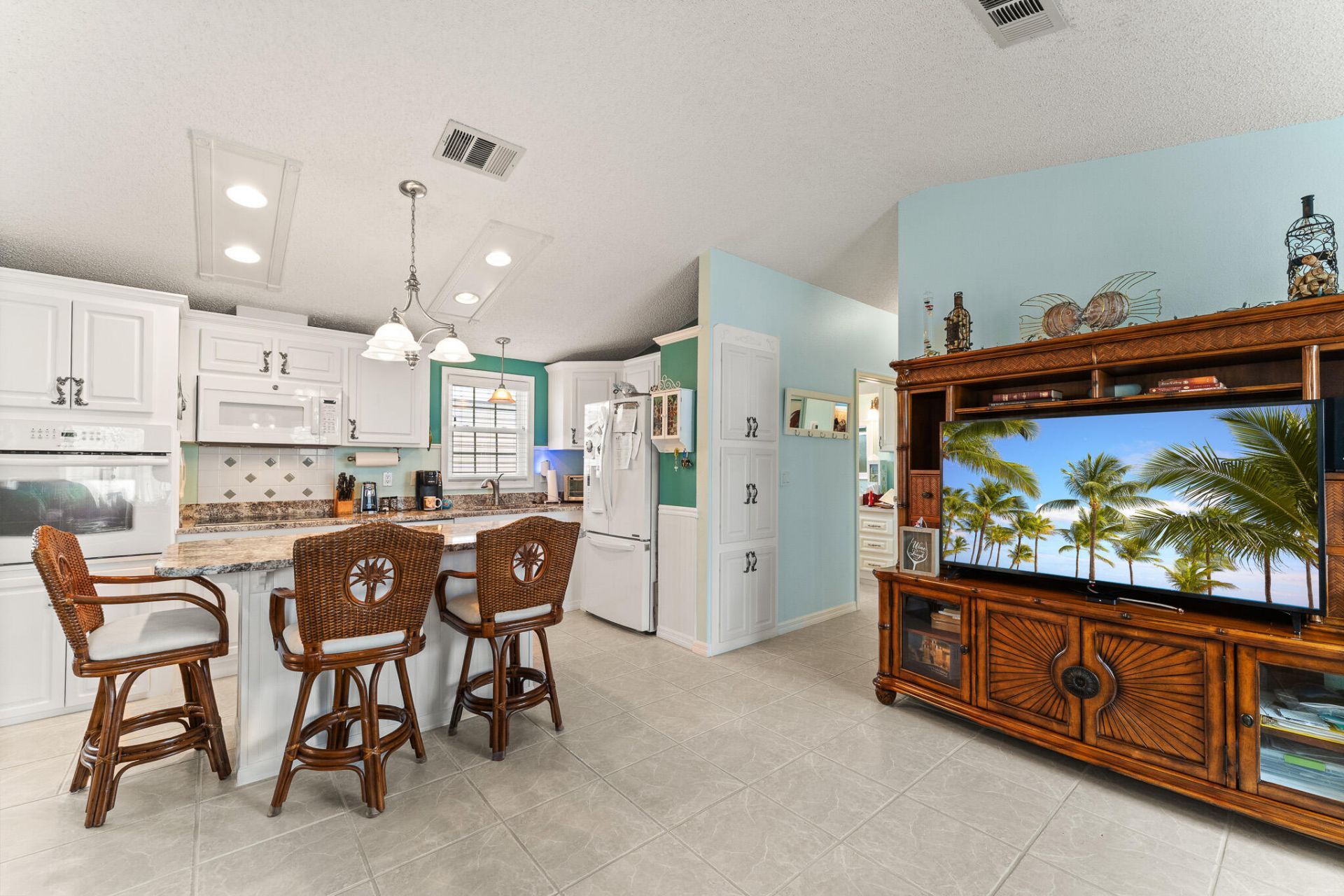 2013 Nettles Boulevard, Jensen Beach, FL 34957 Photo
