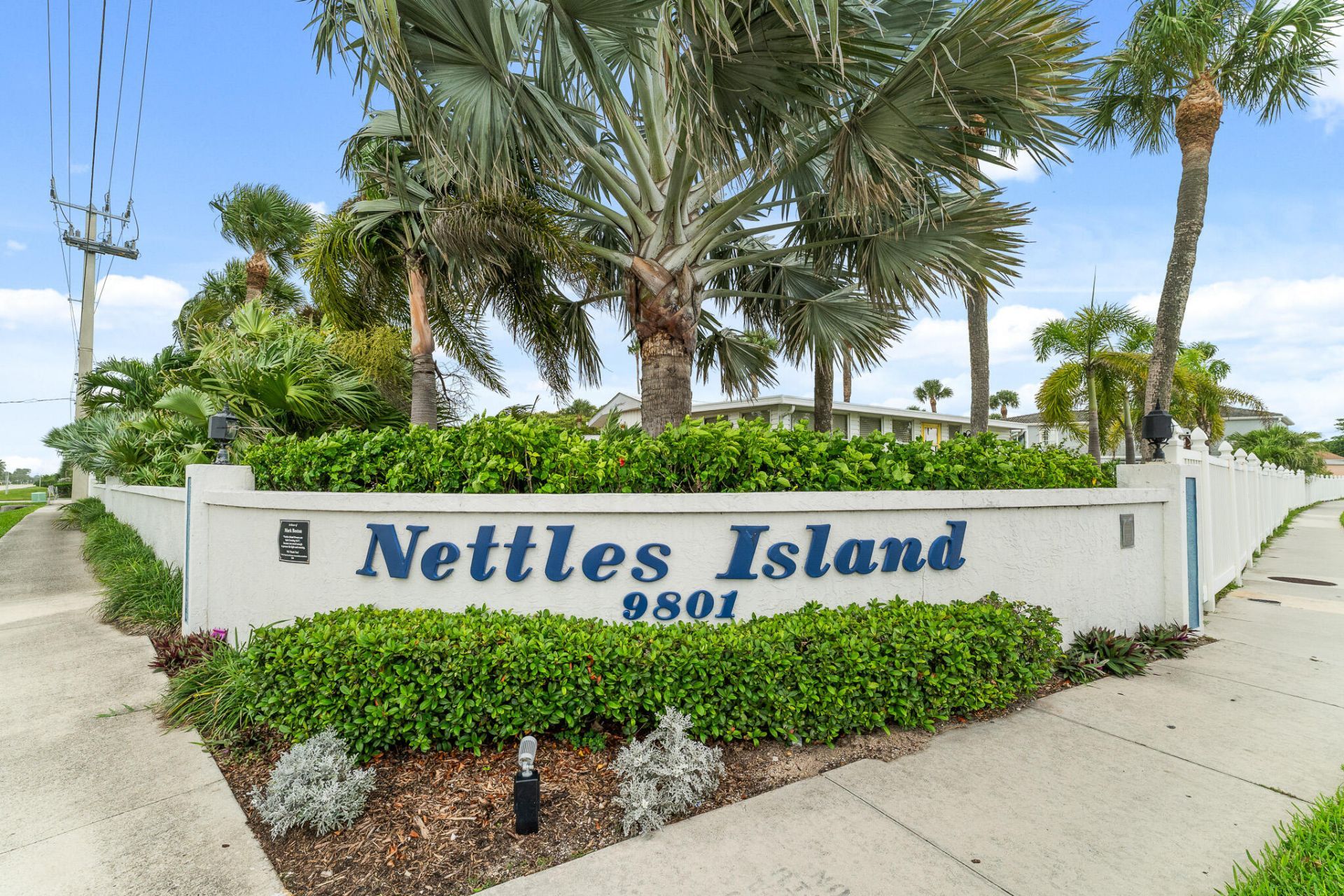 2013 Nettles Boulevard, Jensen Beach, FL 34957 Photo