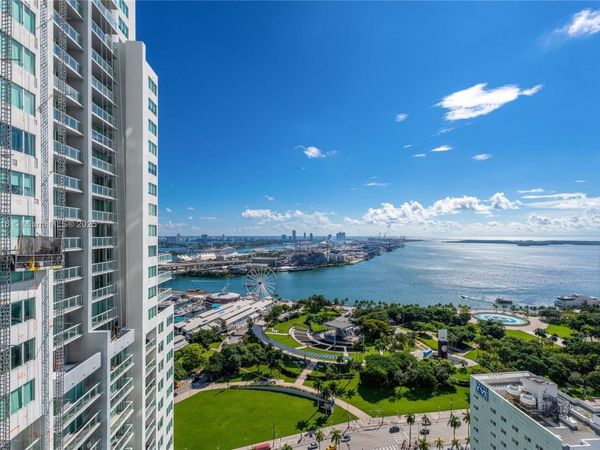 253 NE 2nd St, Unit 3203, Miami, FL 33132