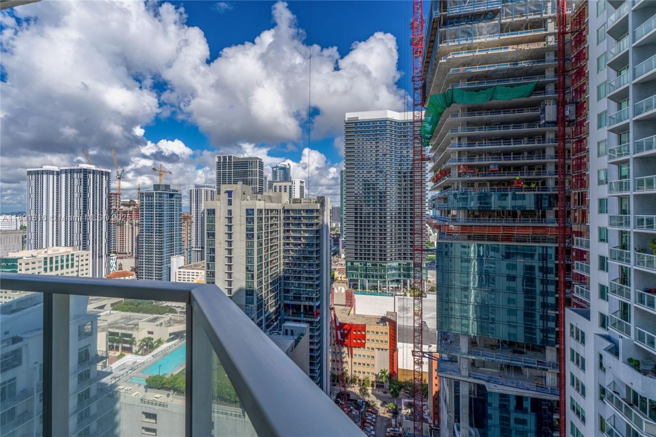 253 NE 2nd St, Unit 3203, Miami, FL 33132 Photo