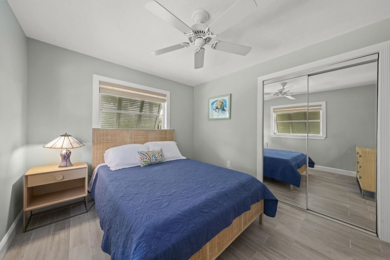 513 Rabbit Rd, Sanibel, FL 00000 Photo