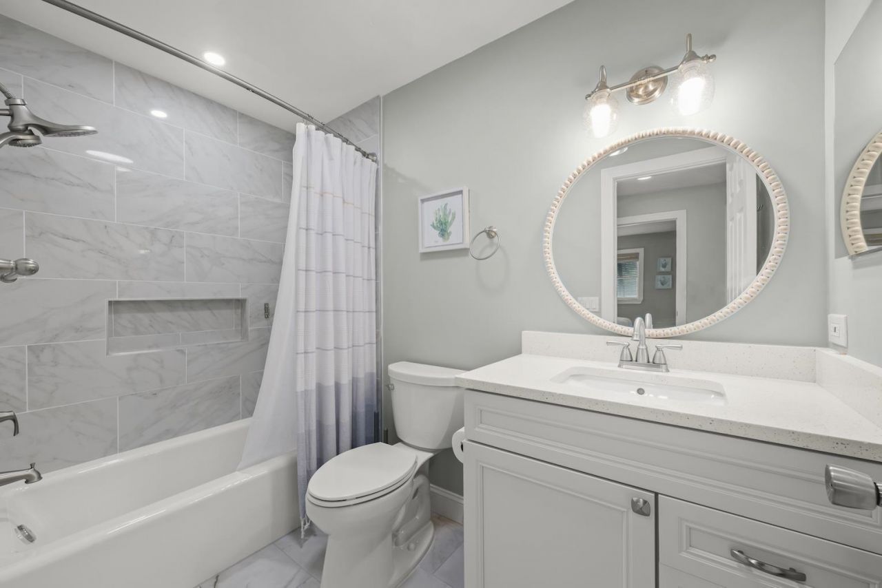 513 Rabbit Rd, Sanibel, FL 00000 Photo