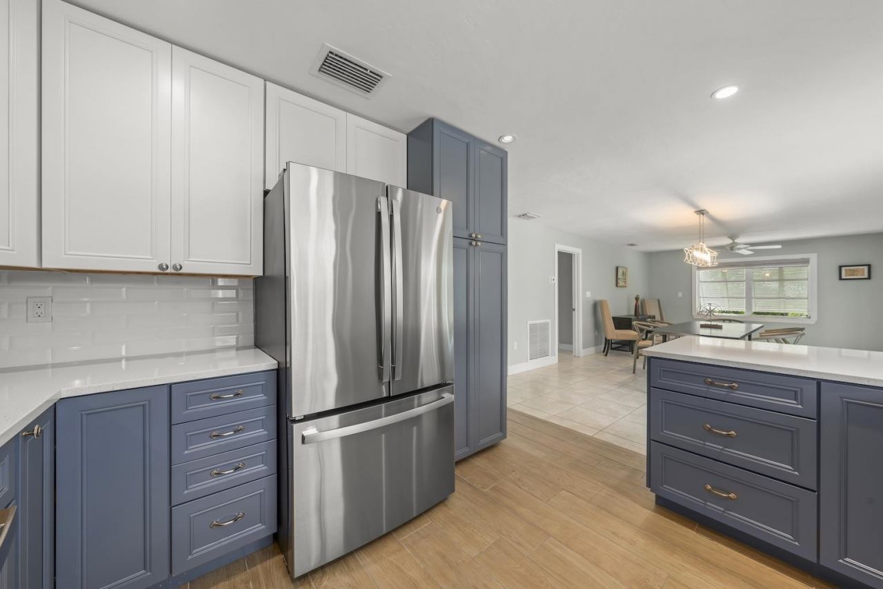 513 Rabbit Rd, Sanibel, FL 00000 Photo