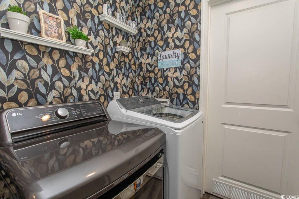 2737 Capricorn Dr. Photo 18
