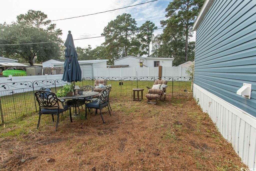 2737 Capricorn Dr. Photo 5