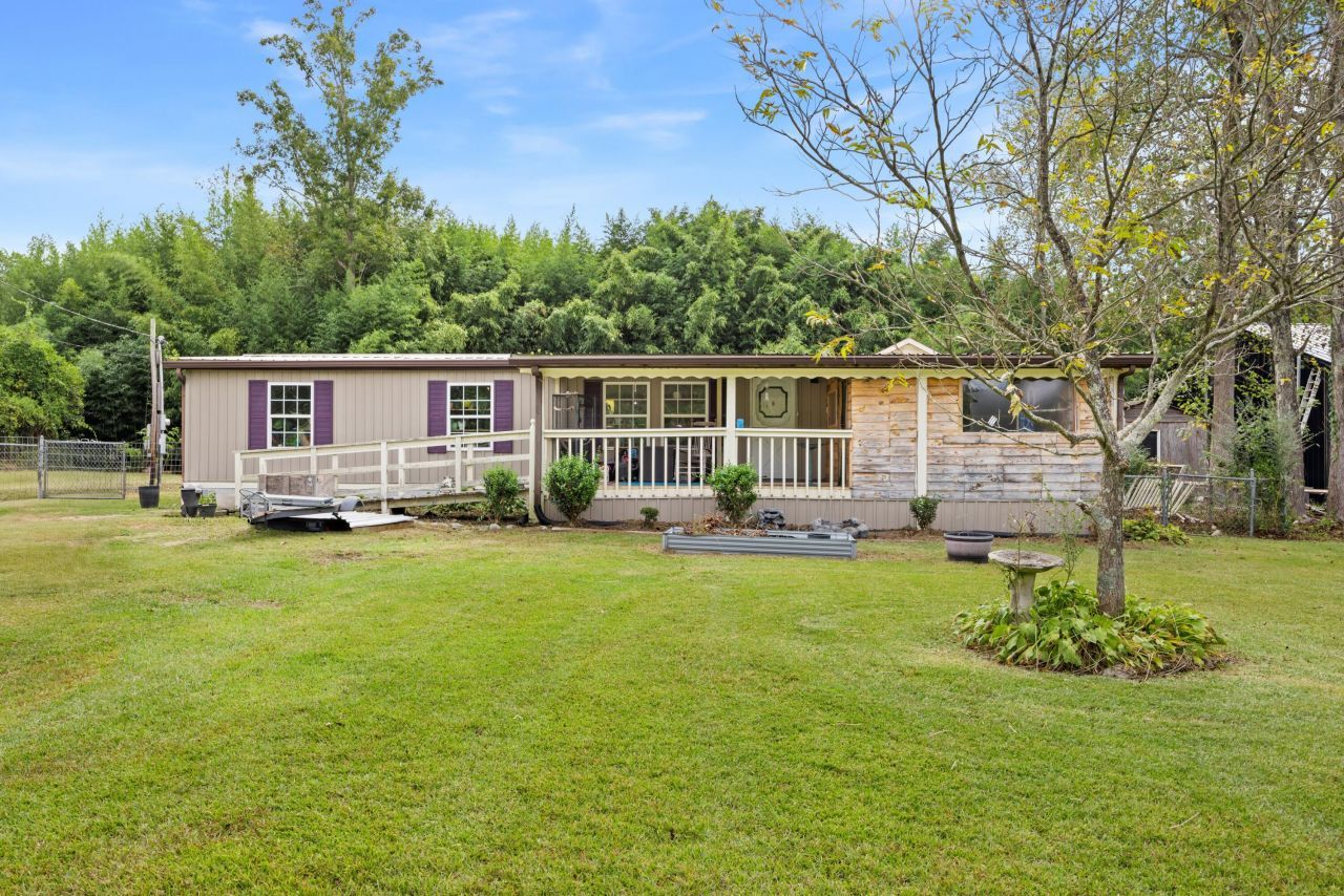 2700 Lynn Drive, Dalton, GA 30721 Main Photo