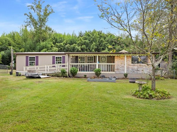 2700 Lynn Drive, Dalton, GA 30721