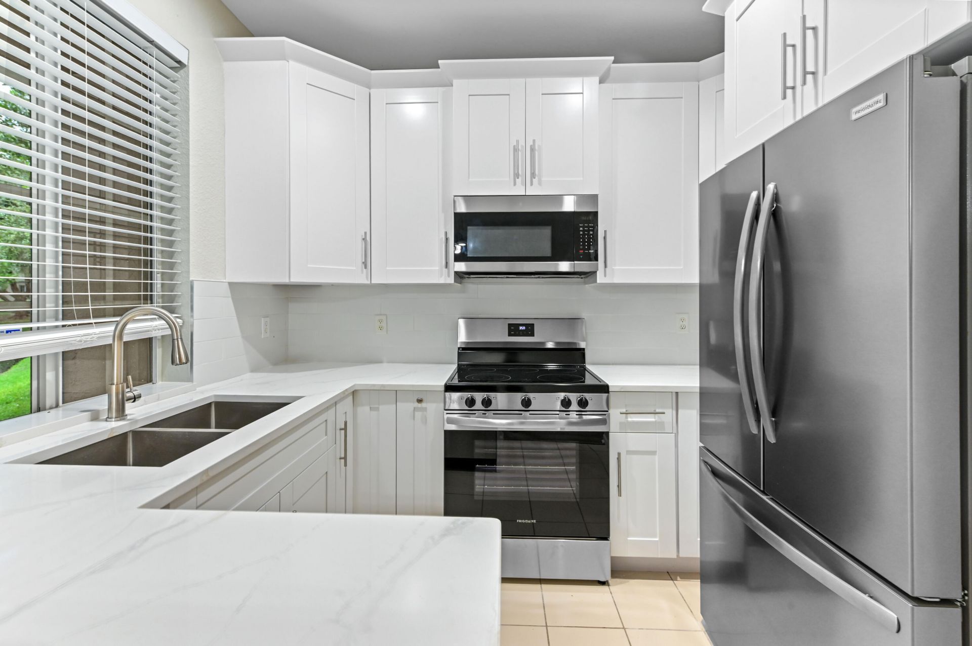 975 Tortuga Lane, Riviera Beach, FL 33404 Photo