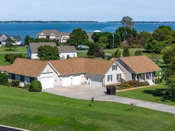 397 Jackson Drive, DELTAVILLE, VA 23043