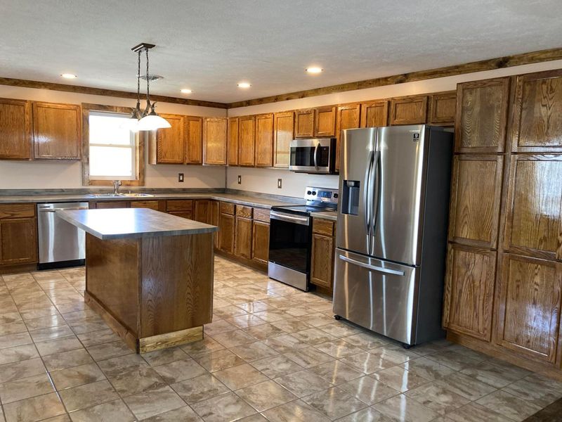 103 Meadow Run Road , Wellston, OH 45692 Photo 4