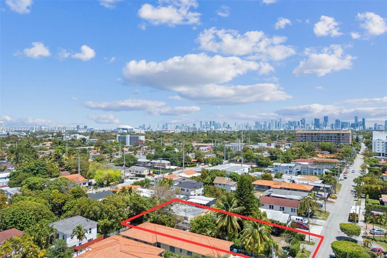 2953 SW 17th St, Miami, FL 33145 Photo