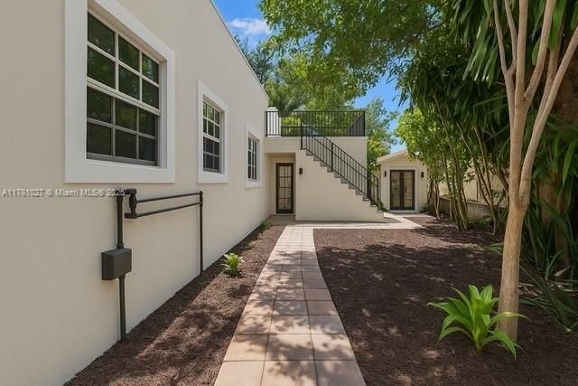 2953 SW 17th St, Miami, FL 33145 Photo