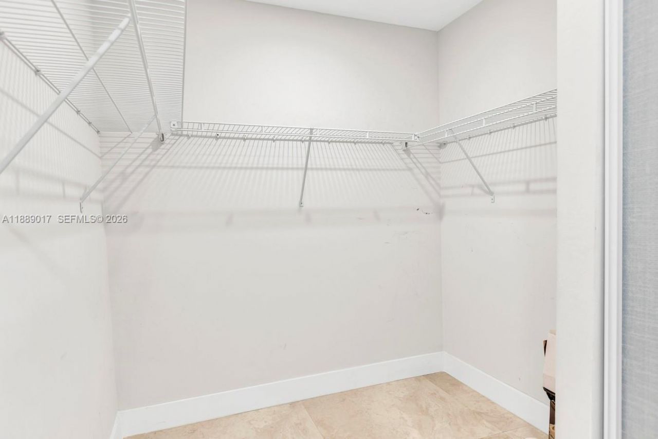 300 Diplomat Pkwy, Unit 204, Hallandale Beach, FL 33009 Photo