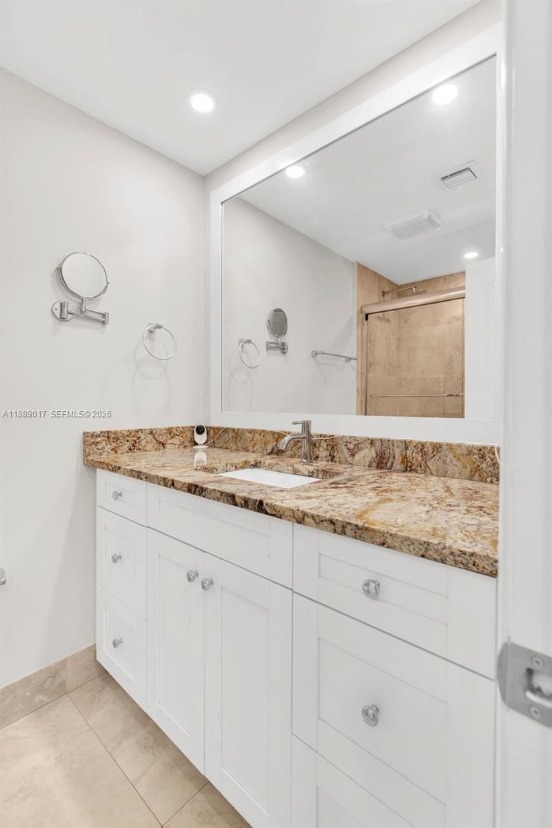 300 Diplomat Pkwy, Unit 204, Hallandale Beach, FL 33009 Photo