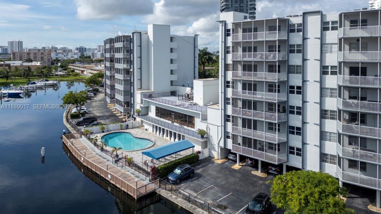 300 Diplomat Pkwy, Unit 204, Hallandale Beach, FL 33009 Photo