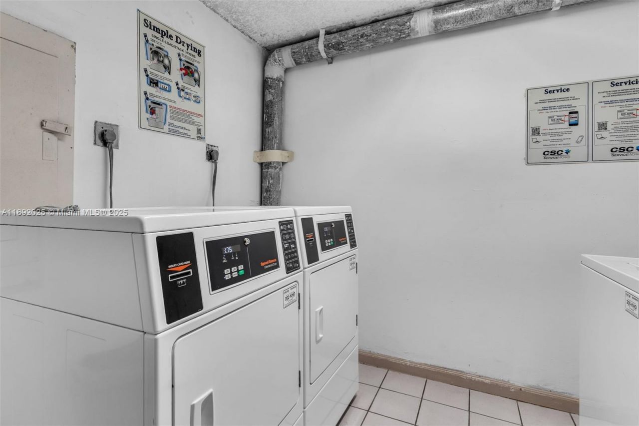 9310 Fontainebleau Blvd, Unit 201, Miami, FL 33172 Photo