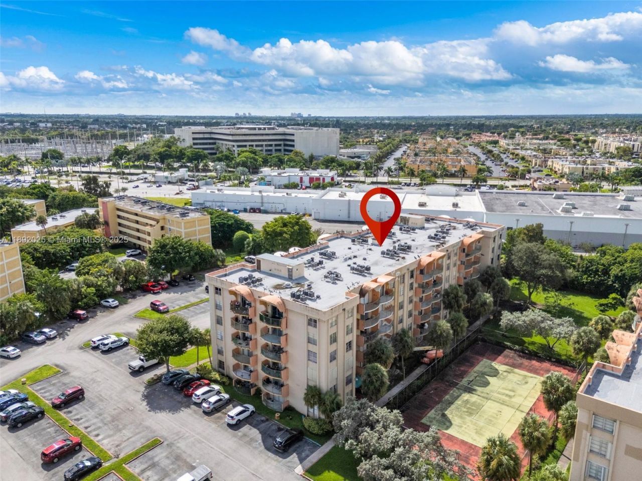 9310 Fontainebleau Blvd, Unit 201, Miami, FL 33172 Photo