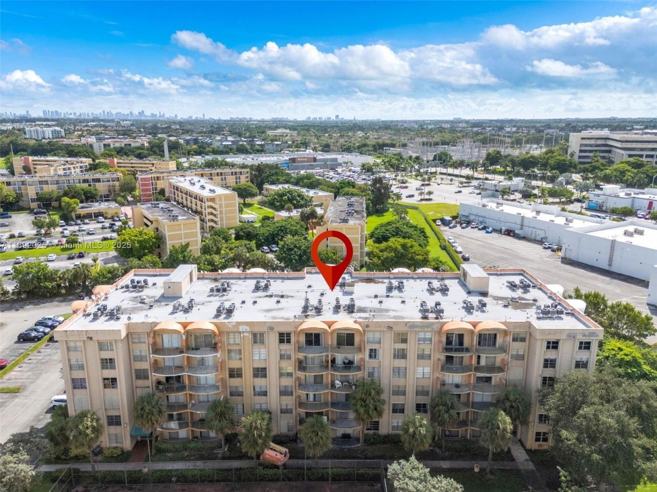 9310 Fontainebleau Blvd, Unit 201, Miami, FL 33172 Photo