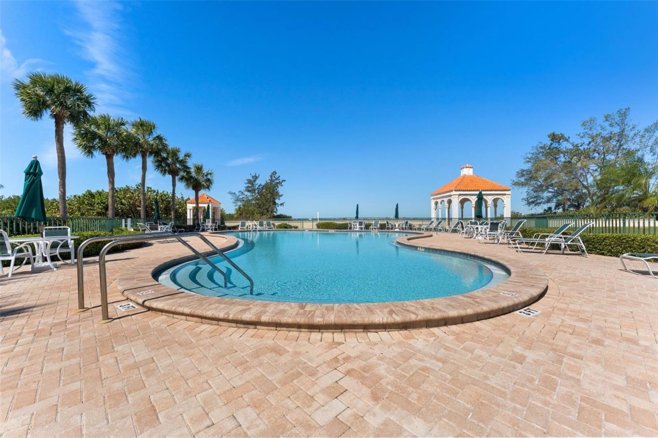 4750 Dolphin Cay Lane S, Unit 209, Saint Petersburg, FL 33711 Photo