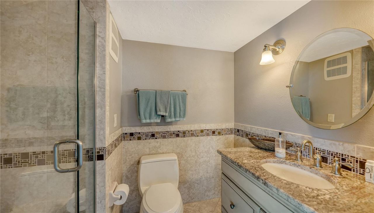 7418 Westmoreland Drive, Sarasota, FL 34243 Photo