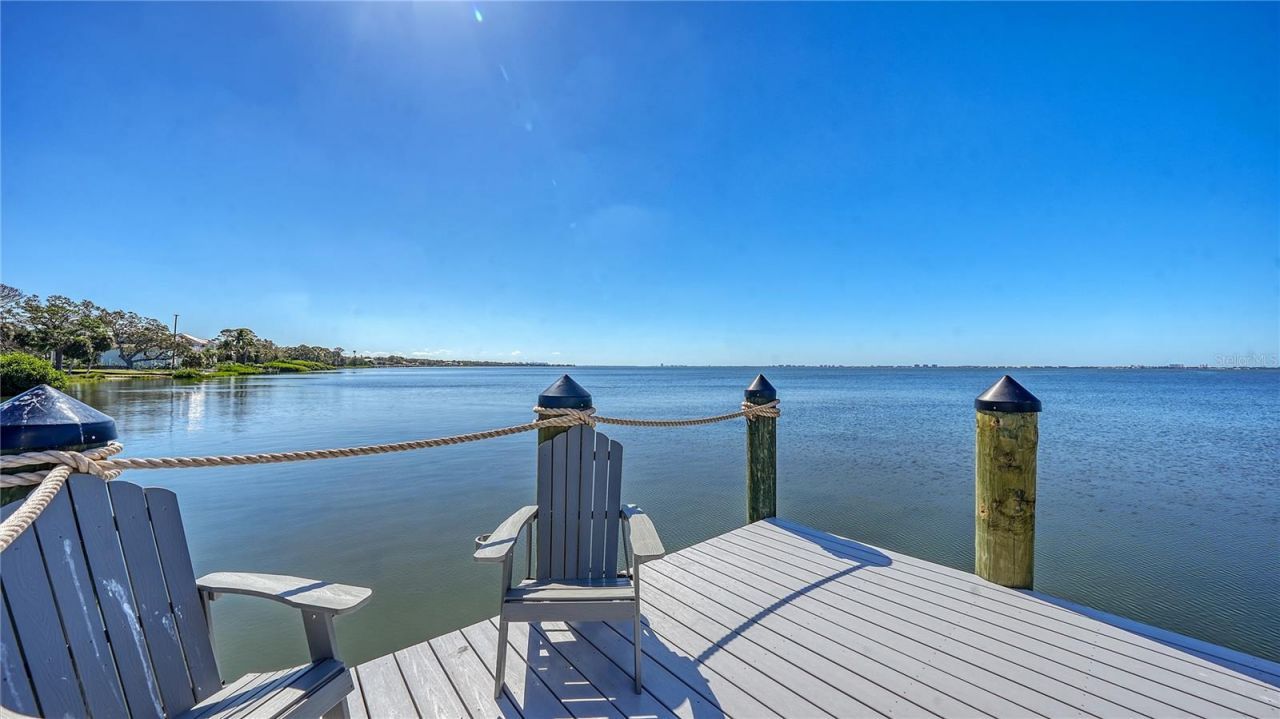 7418 Westmoreland Drive, Sarasota, FL 34243 Photo