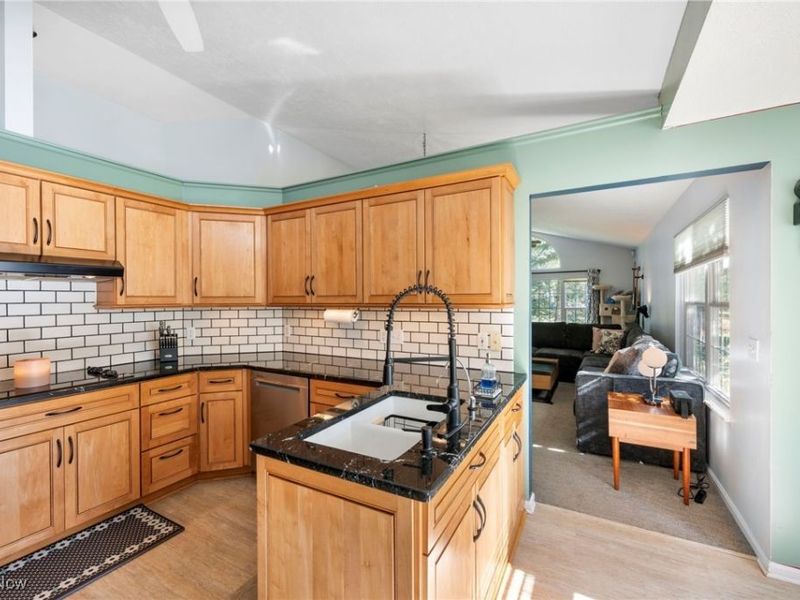 6818 Hidden Lake Trail, Brecksville, OH 44141 Photo 13