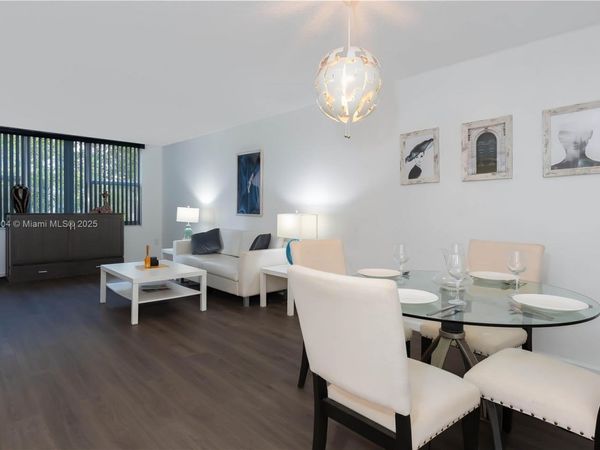 17890 W Dixie Hwy 319 Hwy, Unit 319, North Miami Beach, FL 33160