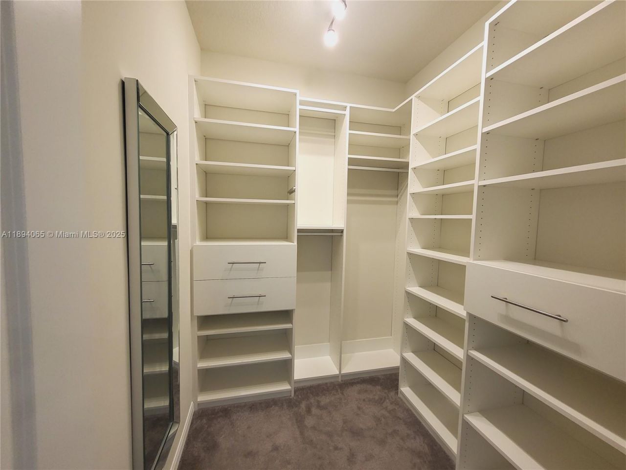 2820 Troubadour St, Palm Springs, FL 33406 Photo
