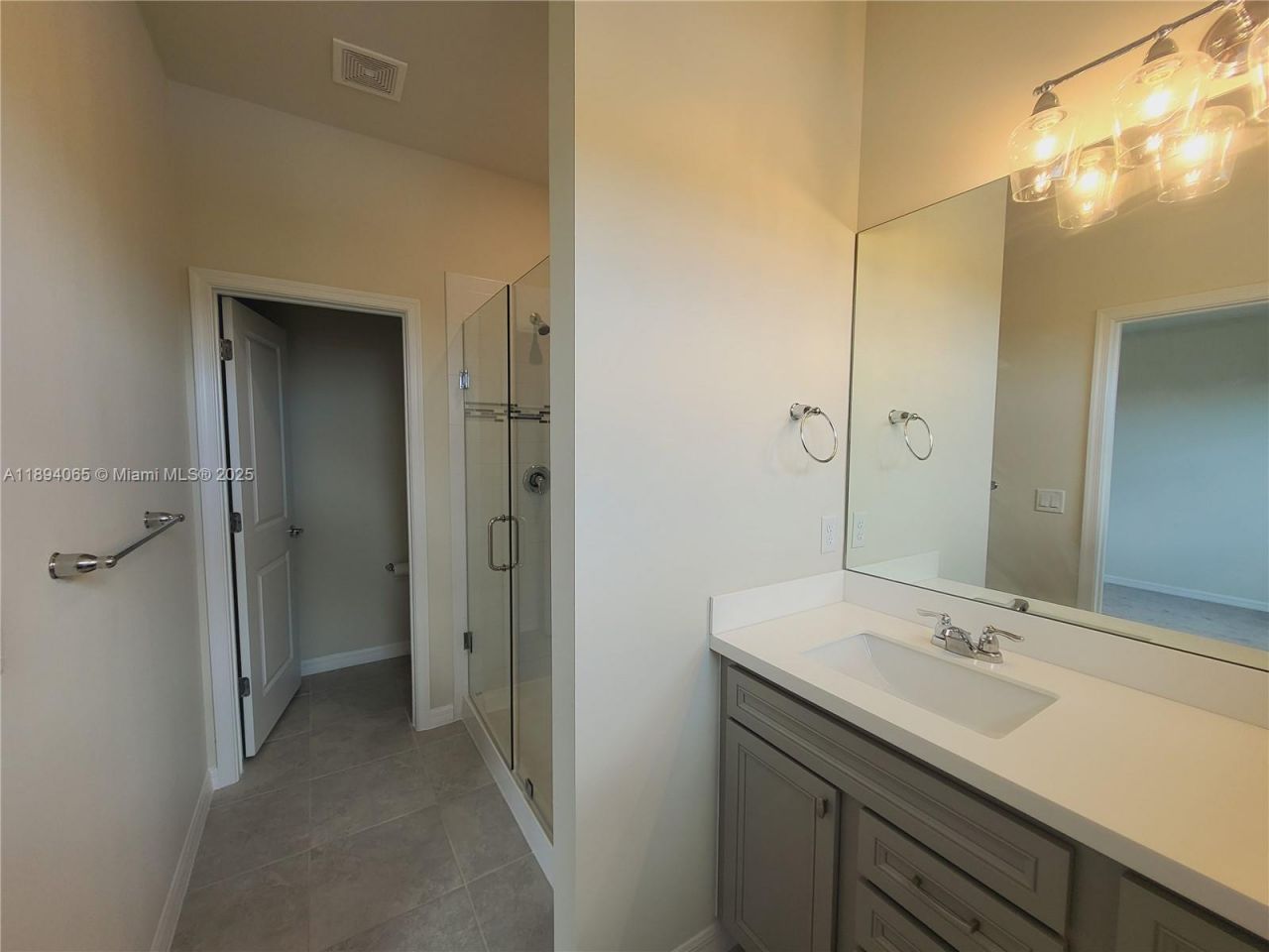 2820 Troubadour St, Palm Springs, FL 33406 Photo