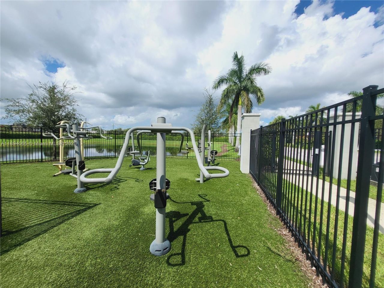 2820 Troubadour St, Palm Springs, FL 33406 Photo