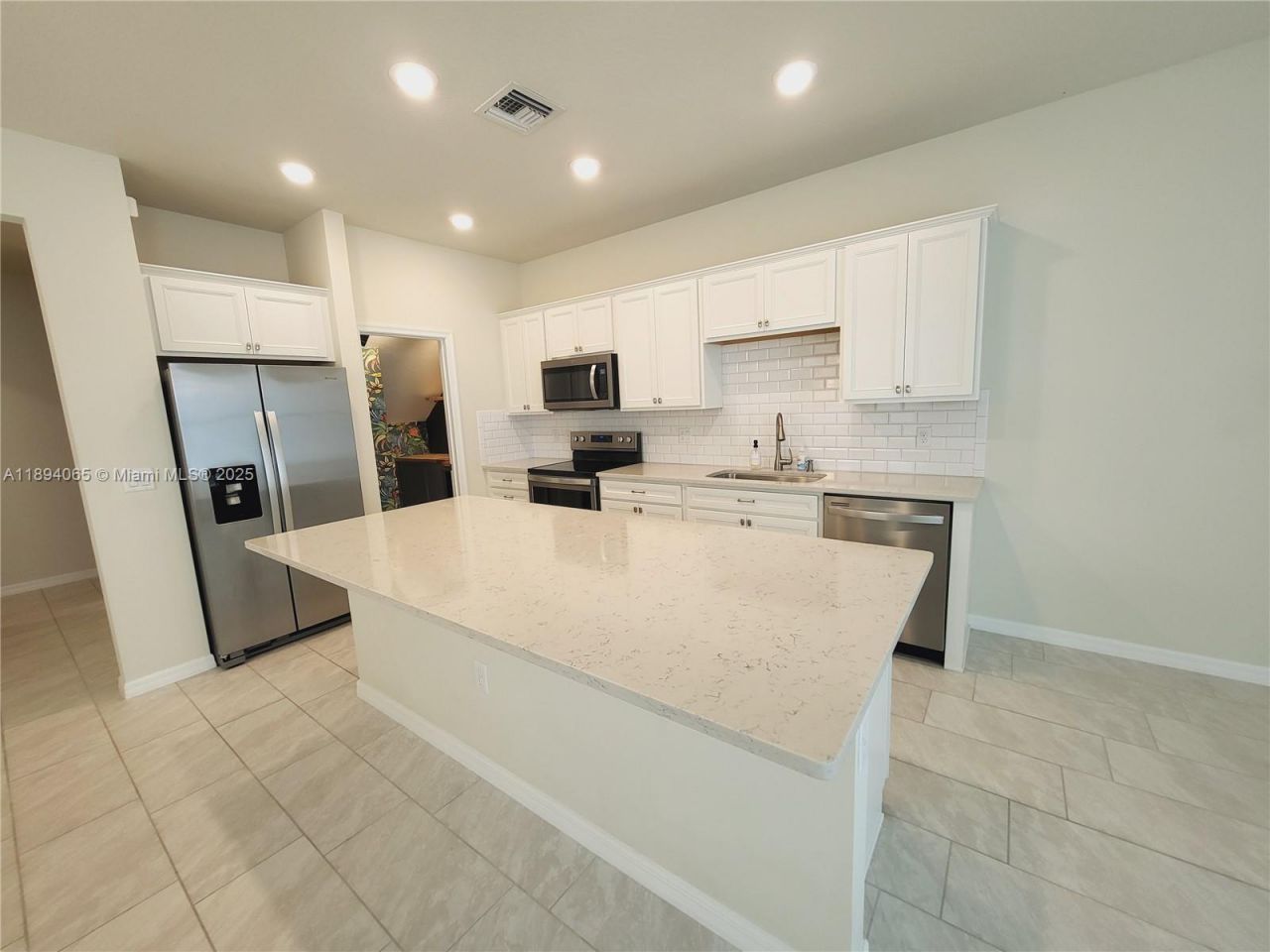 2820 Troubadour St, Palm Springs, FL 33406 Photo